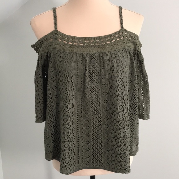 BY & BY OFF THE SHOULDER SHORT SLEEVE LACE TOP XL - Picture 2 of 7